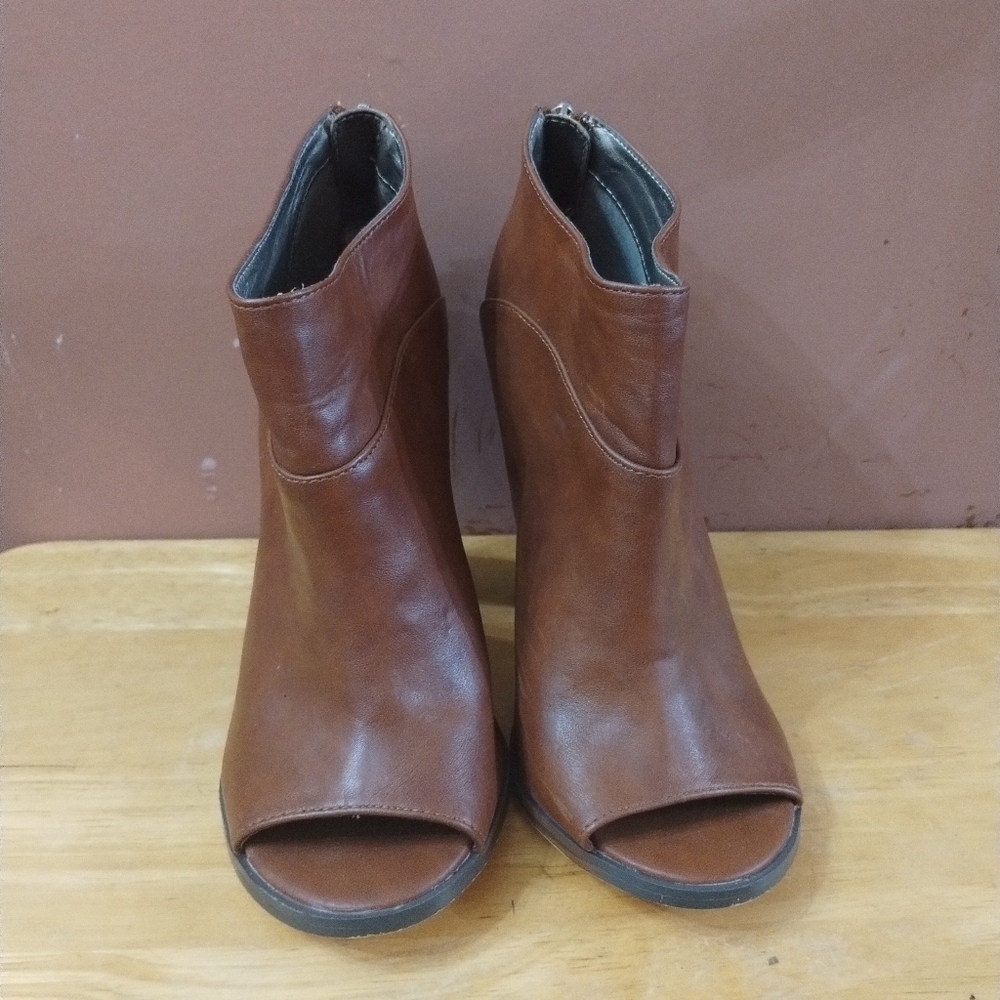 Michael Antonio women's size 6.5 brown open toe heeled boots shoes - Picture 2 of 11